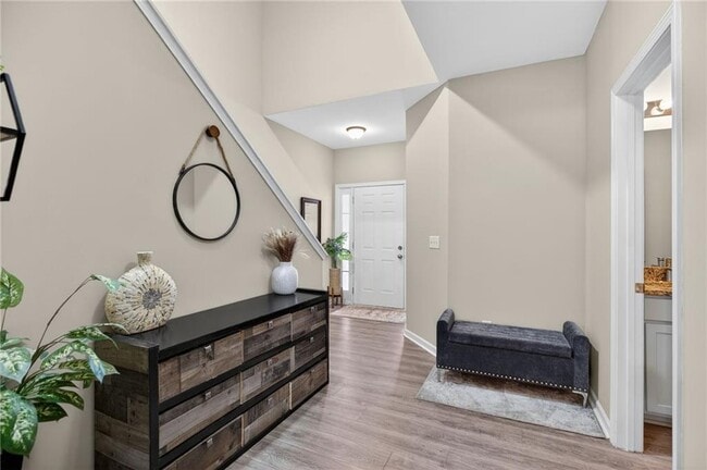 Photo - 94 Hill Crest Cir