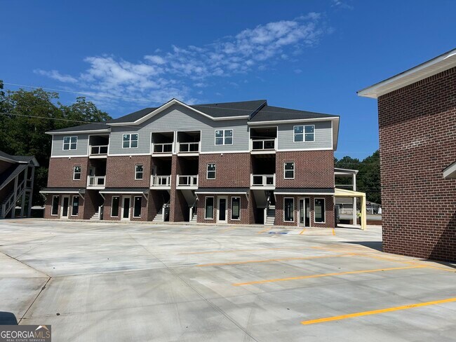 Building Photo - 5134 Avery St SW