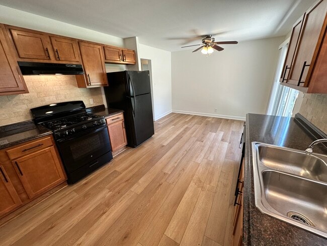 Impeccably Clean Warren Ranch! - Impeccably Clean Warren Ranch! House
