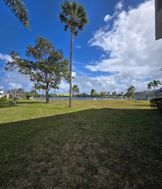 Photo - 2309 Park Ln Unit 116