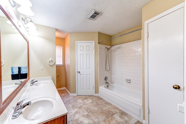 Photo - 24206 Landing Way Dr