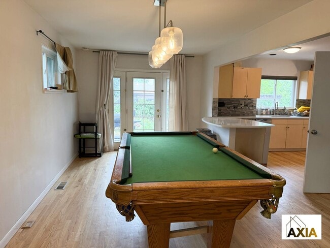 Photo - 5BD/3BA in Martin Acres w/a Backyard Oasis!