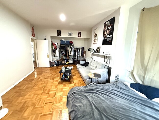 Photo - 921 Beacon St Unit #3