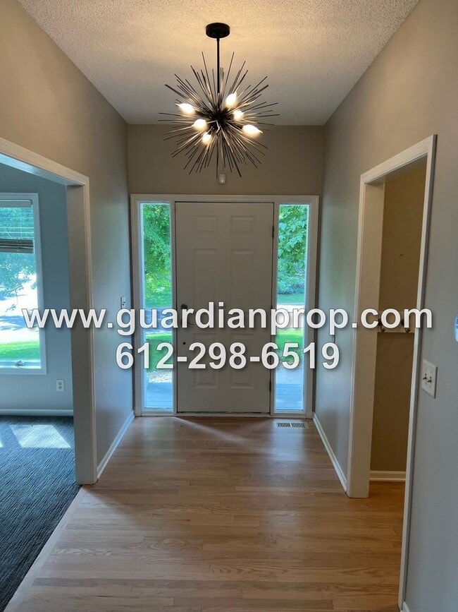 Photo - Executive Home in Cottage Grove Available September 1, Large Open Floor Plan, Office, Family Room...