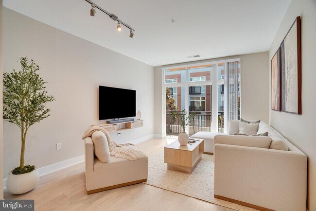 Photo - 145 Riverhaven Dr Unit 352