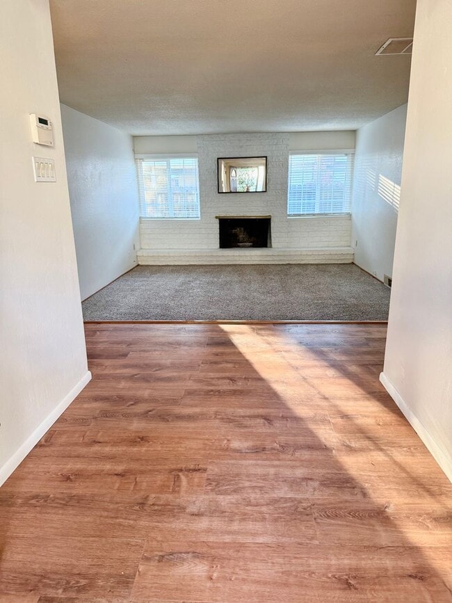 Photo - 4214 Zephyr Way