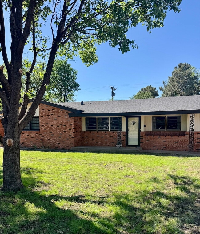 Photo - "Charming 3-Bedroom Gem with 2 Full Baths on 54th Street – Spacious 1,725 Sq Ft Haven in Lubbock!"