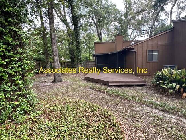 Photo - Single Family home in The Woodland in SW Gainesville-Great Location!