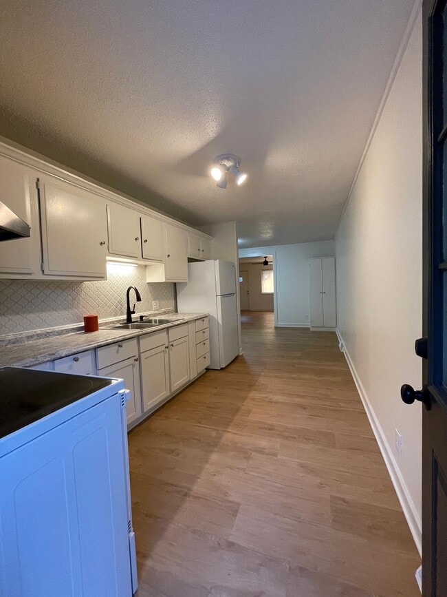 Photo - 311 S 10th St