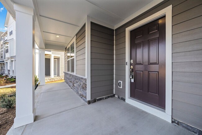 Photo - Gorgeous New Construction!  Updated Kitche...