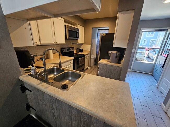 Photo - 4125 Charleston Dr