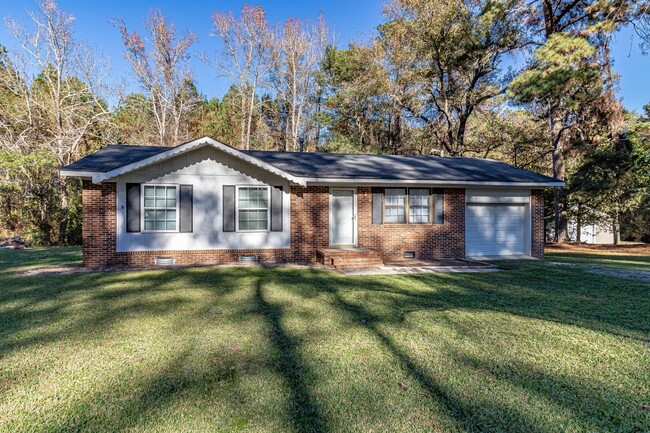 3 BR, 1.5 BA w/ Garage in Goldsboro - 3 BR, 1.5 BA w/ Garage in Goldsboro House