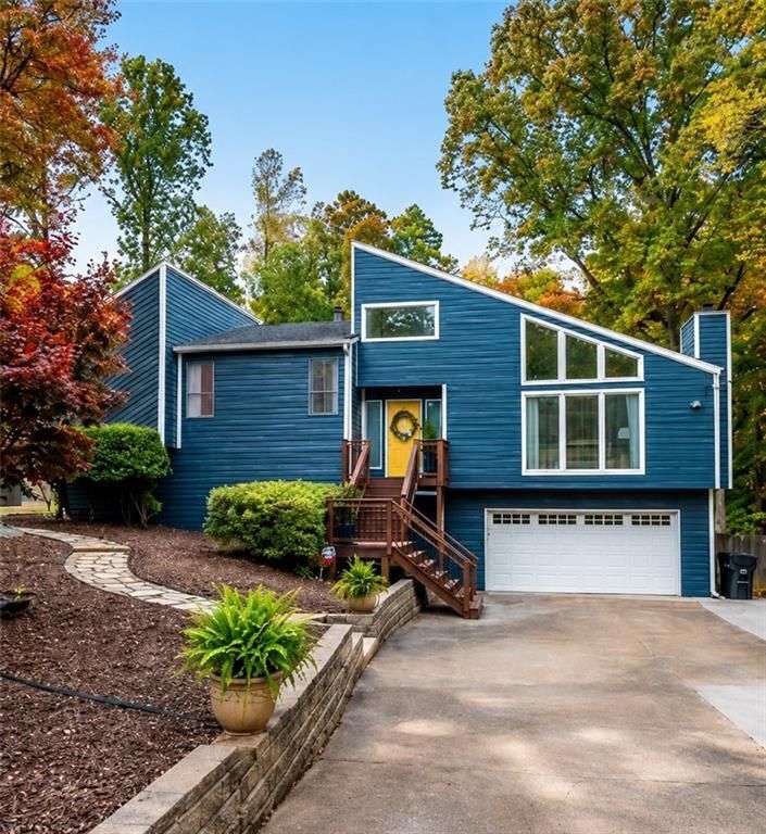 Photo - 3701 Thornwood Way
