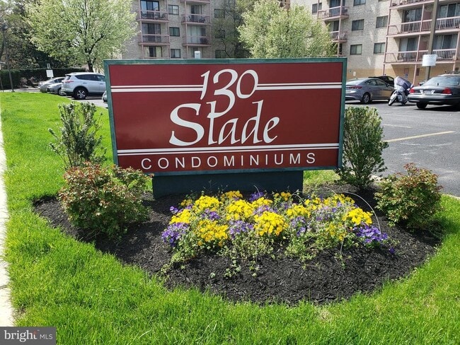 Building Photo - 130 Slade Ave Unit 511 Rental