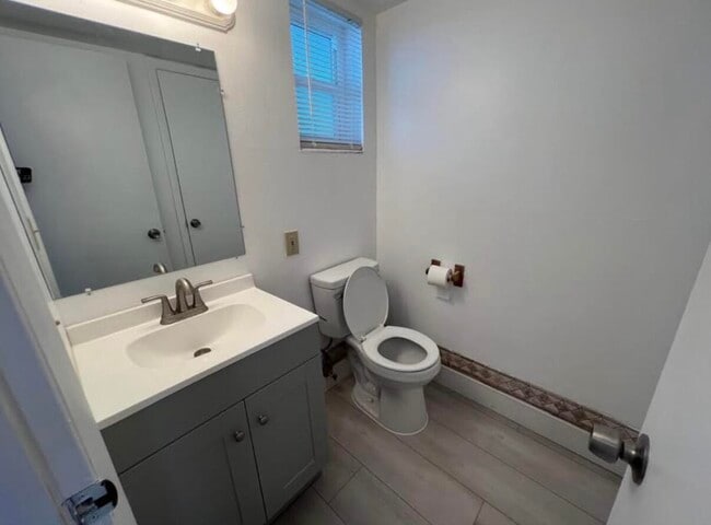 Photo - 4500 N Flagler Dr Unidad C19