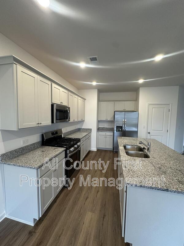 Photo - 2555 Adventure Wy