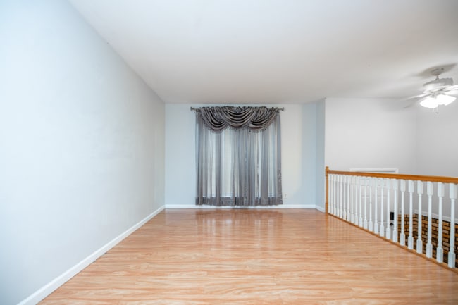 Photo - 3819 W Warwick Dr