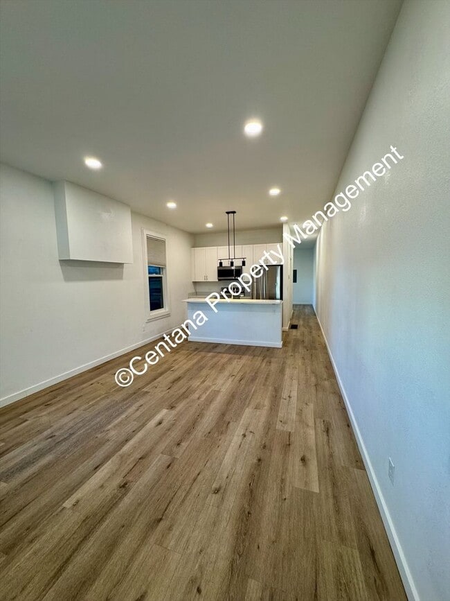 Photo - 722 S Montana St Unit B