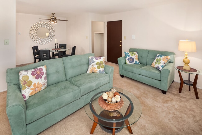 Photo - San Remo Villa Apartments