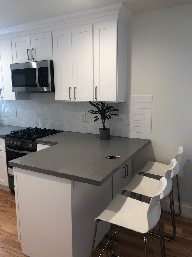 Photo - 2060 San Antonio