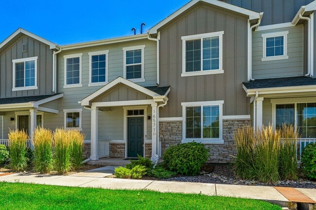 Photo - Modern Townhome in Commerce City!