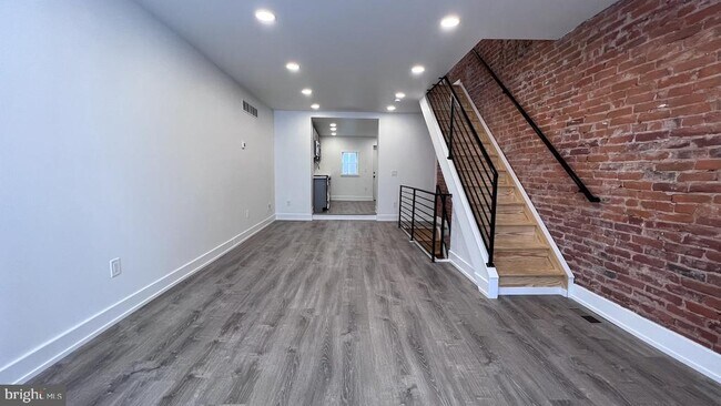Building Photo - 1514 S Stillman St Rental