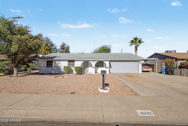 Building Photo - 13832 N 17th Ave