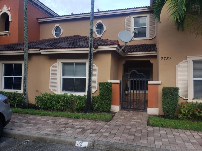 Building Photo - 2751 SW 120th Terrace Rental