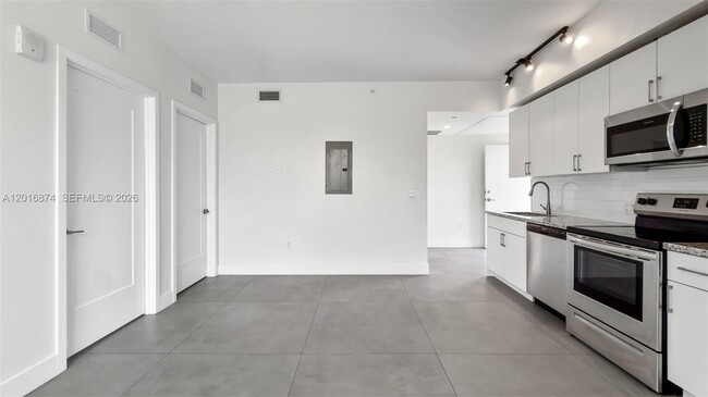 Photo - 1536 NW 15th Ave Unit 206