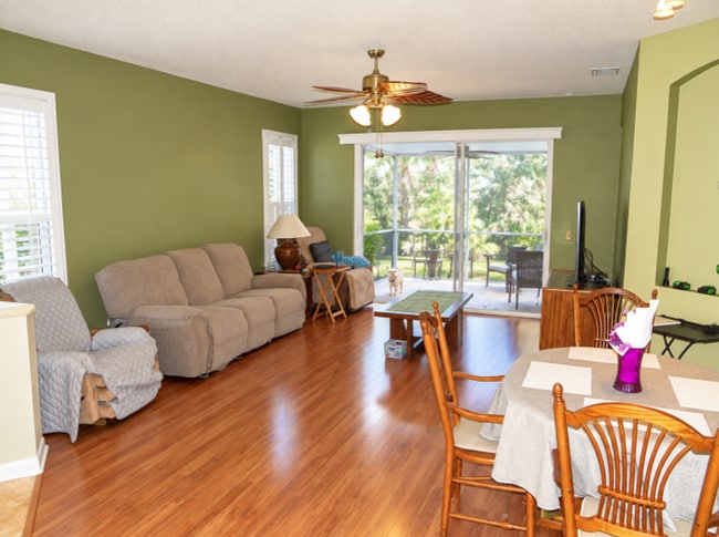 8572 Acorn Ridge Ct