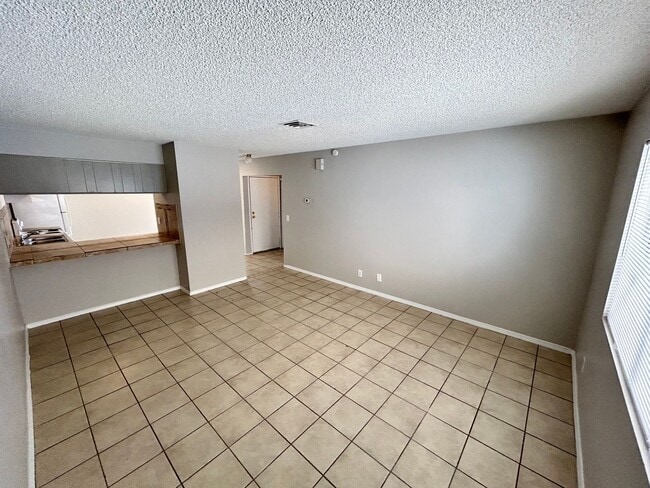 Photo - 5147 Greene Ln Unidad 1