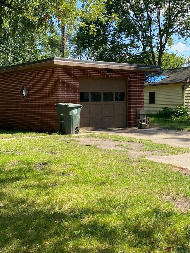 Photo - 920 Ashland Ave