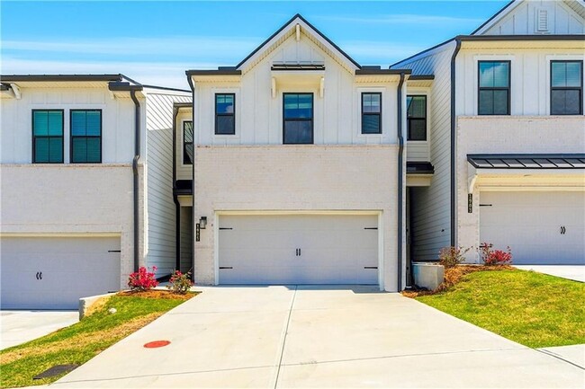 Building Photo - 1905 Westwind St