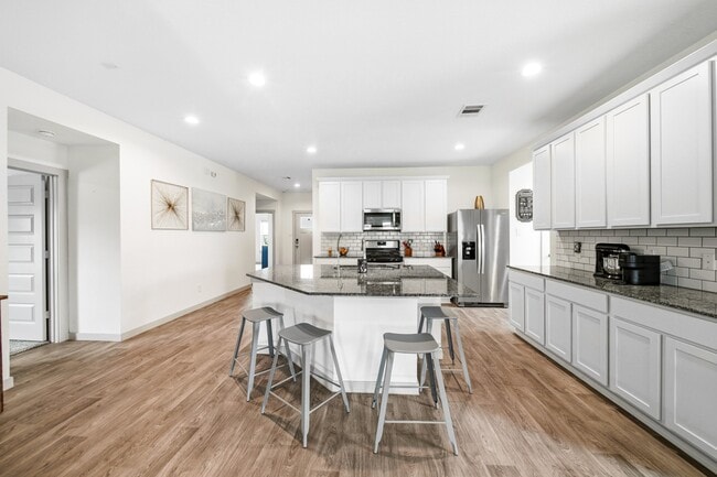 Photo - 10207 Alpine Lake Ln