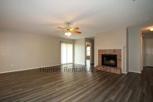 Photo - Hymesa Estates!