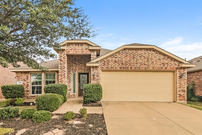 Photo - 1108 Lubbock Ln