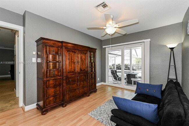 Photo - 283 Forest Hills Blvd