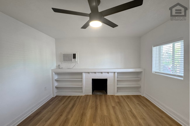 Photo - 325 N 15th St Unidad 325 N 15th St  2