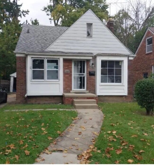 Building Photo - 3 Bedroom Bungalow Rental