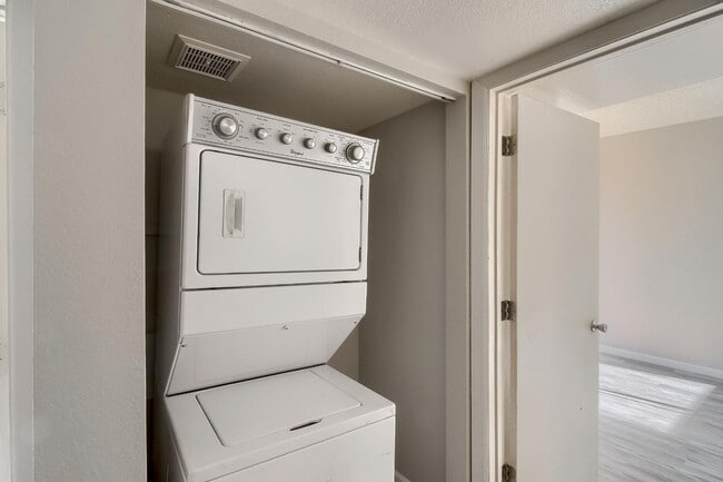 Photo - 2814 E Kathleen Rd