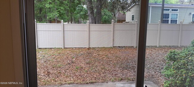 Photo - 4027 Everett Ave