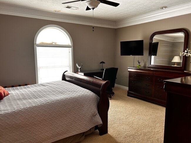 Photo - 25575 17-770E