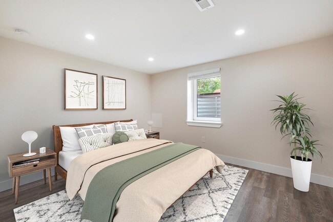 Photo - Newly remodeled basement apartment close t...