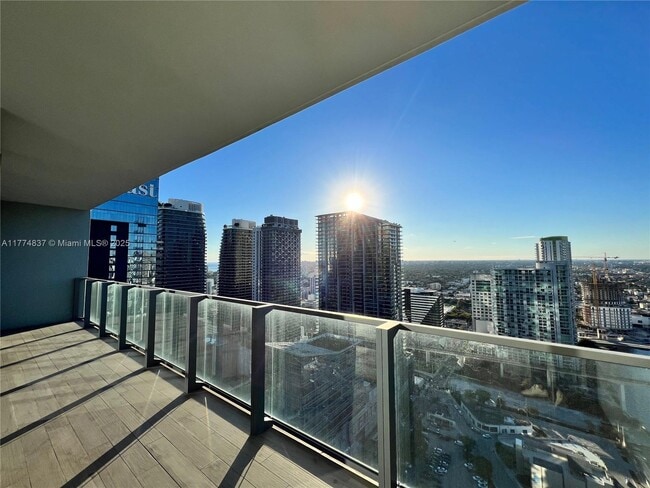 Photo - 68 SE 6th St