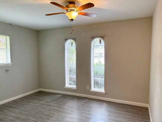 Photo - 55031 Sandy Cir