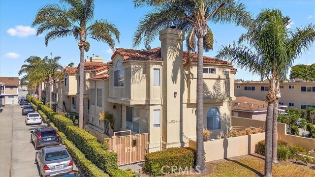 Photo - 14534 Yukon Ave
