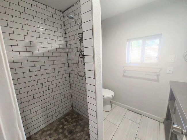 Photo - 2404 Avenue U Unit B