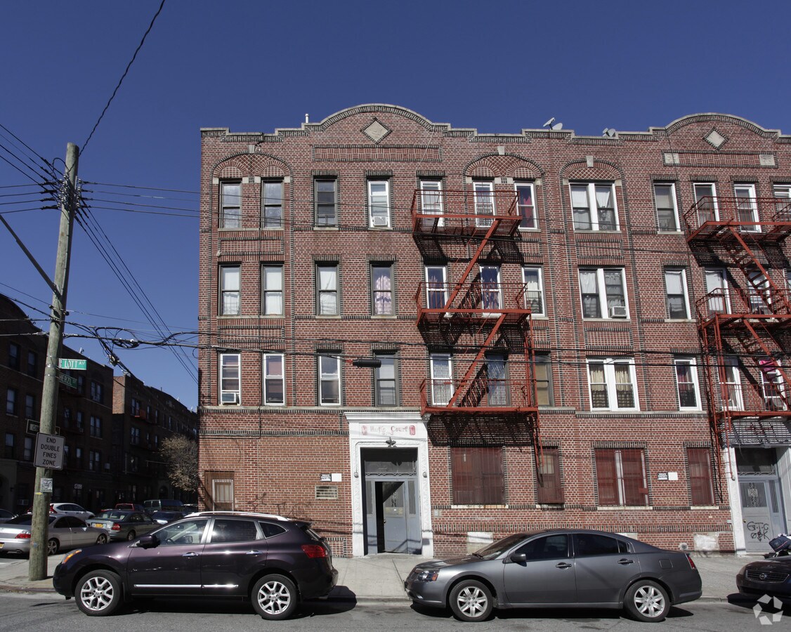 41 Lott Ave - 41 Lott Ave