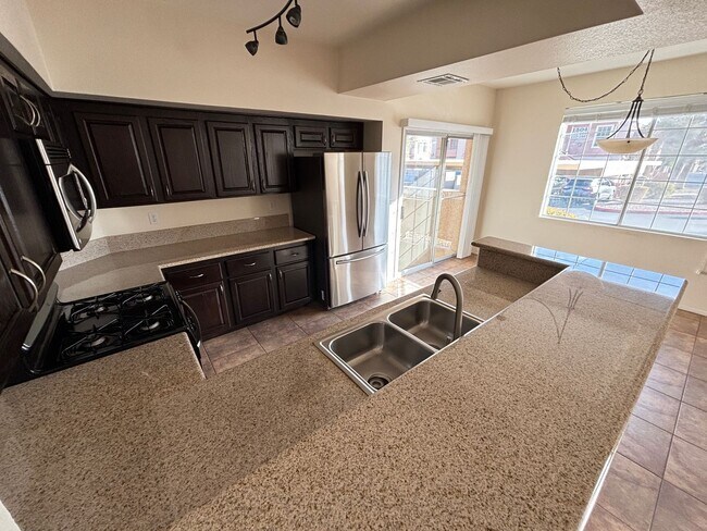 Photo - Charming 2Bed/Bath Condo located in a beautiful gated community in the Southwest. Unit 101
