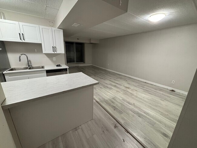 Photo - 251 Erb St. W Unit #17